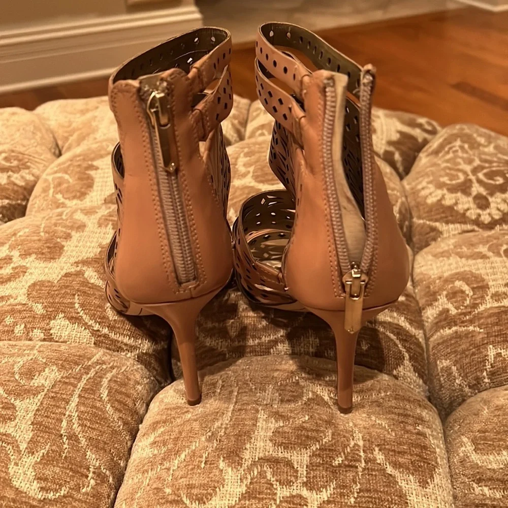 NEW Sam Edelman Alysia Leather Heels - Picture 4 of 5